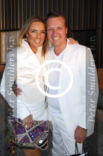 Amsterdam 7 juni 2013
Frank de Boer heeft feestje georganiseerd voor dochter en vrouw in the harbour club. david en Ghitta Bijlsma
Peter Smulders bv