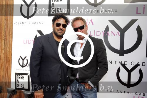 Istanbul 21 mei 2013
Presentatie nieuw sieradenlijn Yolanthe Cabau van Yolanthe Sneijder Cabau in het meest populaire restaurant / club Reina van Istanbul. Wesley Sneijder was trots als een pauw. Ed Meijer en Dennis Rugenbregt van Buddha to Buddha
Peter Smulders bv