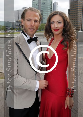 Amsterdam 1 juni 2013
Dam diner tbv het aidsfonds in de Heineken music Hall HMH. DEWI PECHLER EN PARTNER DANNY MENKEN
Peter Smulders bv