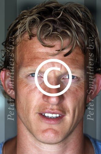 Istanbul 20 mei 2013
Op bezoek thuis bij Dirk Kuyt en zijn vrouw Gertrude en hun kinderen.
Dirk speelt bij Fenerbache en woont in een prachtig huis op een bewaakt compound.
Peter Smulders bv