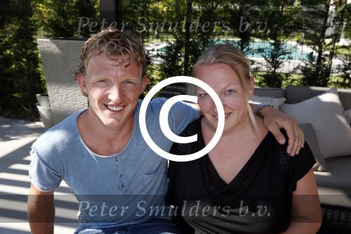 Istanbul 20 mei 2013
Op bezoek thuis bij Dirk Kuyt en zijn vrouw Gertrude en hun kinderen.
Dirk speelt bij Fenerbache en woont in een prachtig huis op een bewaakt compound.
Peter Smulders bv