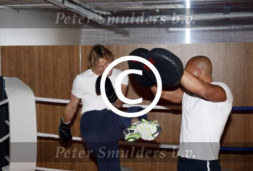 Amsterdam 13 juni 2013
Dirk Taat aan het trainen met personal trainer Oswin Beingsick bij sportcity.
Peter Smulders bv