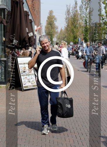 Amsterdam 31 mei 2013
Dries Roelvink op straat.
Peter Smulders bv