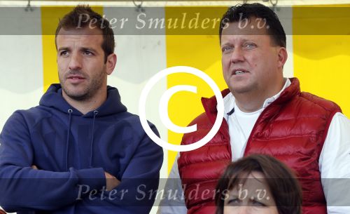 Beverwijk 25 mei 2013
Voetbaltournooi van Rafael v d Vaart . Zijn vriendin Sabia Boulahrouz en zoon Damian zijn ook aanwezig. Edwin Bredius
Peter Smulders bv