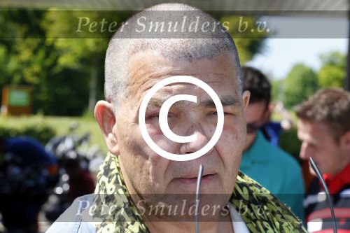 Almere 27 mei 2013
Emile Ratelband kaal en met blauwe ogen bij golfwedstrijd.
Peter Smulders  bv