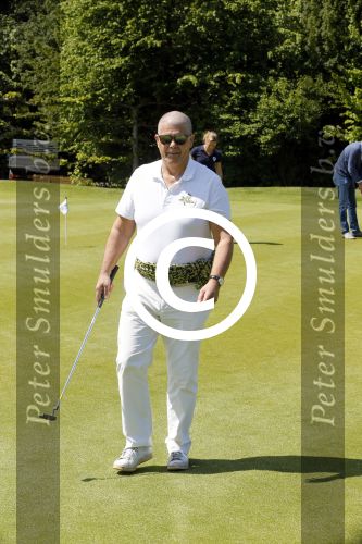 Almere 27 mei 2013
Emile Ratelband kaal en met blauwe ogen bij golfwedstrijd.
Peter Smulders  bv