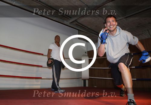 Amsterdam 6 juni 2013
Eric Bouwman krijgt personal traning van Oswin Beingsick
Peter Smulders bv