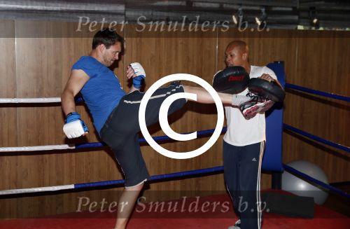 Amsterdam 6 juni 2013
Eric Bouwman krijgt personal traning van Oswin Beingsick
Peter Smulders bv