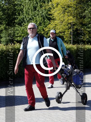 Almere 27 mei 2013
Ernst Daniel Smid met schoonzoon bij golfwedstrijd.
Peter Smulders bv