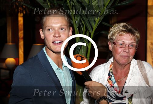 Amsterdam 13 juni 2013
Feestje Ferry Doedens in hotel l\'europe. Ferry met moeder
Peter Smulders bv