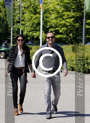 Almere 27 mei 2013
Geert Hoes met zijn vriendin Merel op de golfbaan van almere hout.
Peter Smulders bv