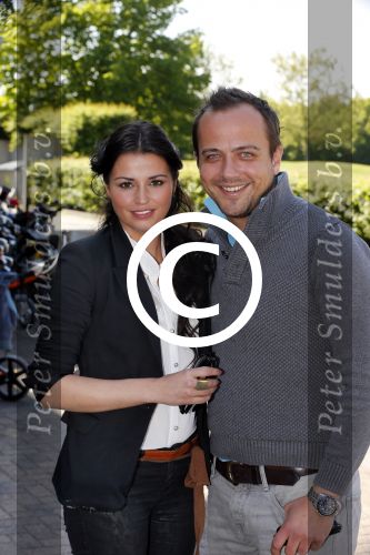 Almere 27 mei 2013
Geert Hoes met zijn vriendin Merel op de golfbaan van almere hout.
Peter Smulders bv