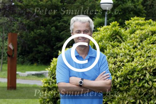 Den Haag 19 juni 2013
Karel Hille interviewt Geert Wilders bij daar waar Karel woont.
Peter Smulders bv