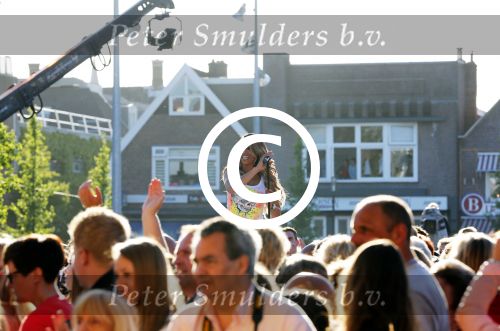 Purmerend 4 juni 2013
Tros Muziekfeest en sterren.nl awards op de markt in Purmerend. Glennis Grace
Peter Smulders bv