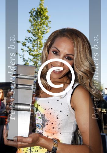 Purmerend 4 juni 2013
Tros Muziekfeest en sterren.nl awards op de markt in Purmerend. Glennis Grace
Peter Smulders bv