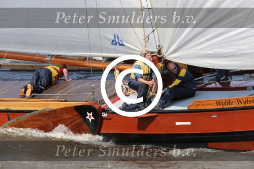 Heeg, 8 Juni 2013 Skutjezeilen op het Heegermeer

Foto Peter Smulders BV
