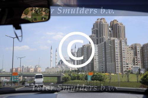 Istanbul 20 en 22 mei 2013
Diverse gebouwen en populaire winkels in Istanbul.
Peter Smulders bv