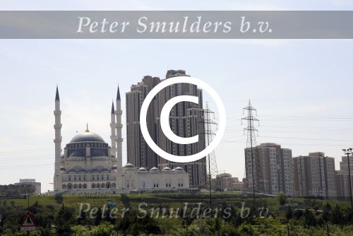 Istanbul 20 en 22 mei 2013
Diverse gebouwen en populaire winkels in Istanbul.
Peter Smulders bv