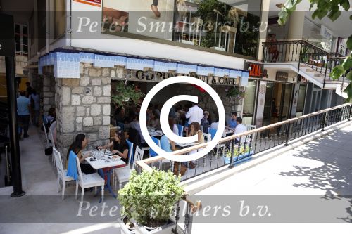 Istanbul 20 en 22 mei 2013
Diverse gebouwen en populaire winkels in Istanbul.
Peter Smulders bv