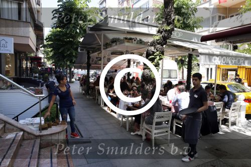 Istanbul 20 en 22 mei 2013
Diverse gebouwen en populaire winkels in Istanbul.
Peter Smulders bv