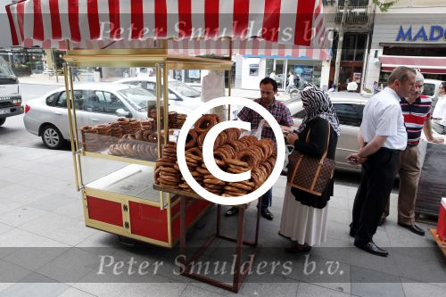 Istanbul 20 en 22 mei 2013
Diverse gebouwen en populaire winkels in Istanbul.
Peter Smulders bv