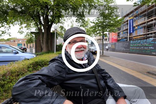 Bolsward, 3 Juni 2013
Dhr. J. Hiemstra uit Sneek met hersentumor
Foto Peter Smulders BV