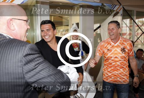 Volendam 12 juni 2013
Opening van het volendam museum door Jan Smit en Arnold Muhren.
Peter Smulders bv