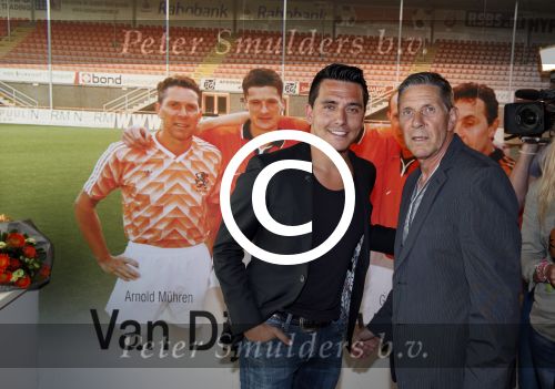 Volendam 12 juni 2013
Opening van het volendam museum door Jan Smit en Arnold Muhren.
Peter Smulders bv