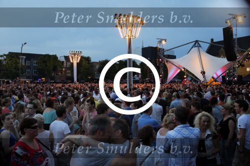 Uden 18 juni 2013
Tros Muziek feest op de markt in Uden.
Peter Smulders bv