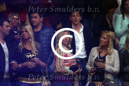 Arena 25 mei 2013
Toppers in concert in de arena met Jeroen v d Boom Rene Froger en Gerard Joling. Jan Smit met zijn zwangere vrouw Lisa
Peter Smulders bv