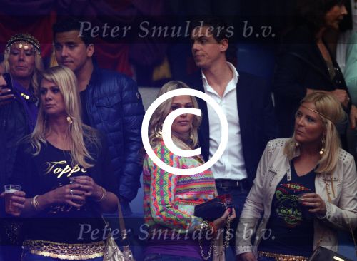 Arena 25 mei 2013
Toppers in concert in de arena met Jeroen v d Boom Rene Froger en Gerard Joling. Jan Smit met zijn zwangere vrouw Lisa
Peter Smulders bv