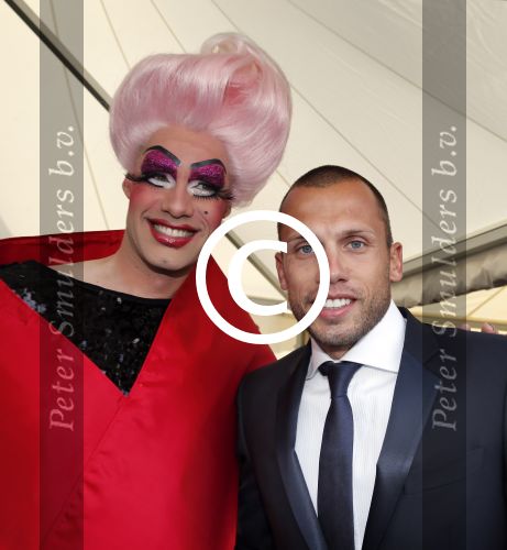 Amsterdam 1 juni 2013
Dam diner tbv het aidsfonds in de Heineken music Hall HMH. Johnny Heitinga
Peter Smulders bv