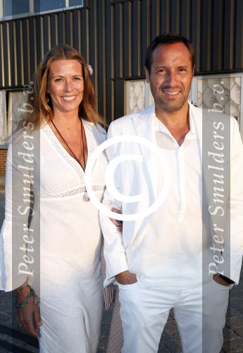 Amsterdam 7 juni 2013
Frank de Boer heeft feestje georganiseerd voor dochter en vrouw in the harbour club. Johnny v t Schip en Danielle v t Schip
Peter Smulders bv