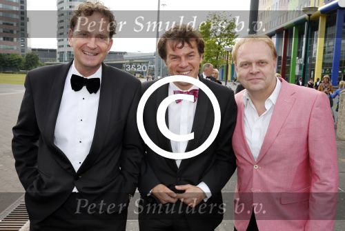 Amsterdam 1 juni 2013
Dam diner tbv het aidsfonds in de Heineken music Hall HMH. PATRICK MIKKELSEN, FRITS HUFFNAGEL EN JOOP WIJN
Peter Smulders bv