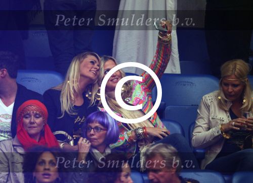 Arena 25 mei 2013
Toppers in concert in de arena met Jeroen v d Boom Rene Froger en Gerard Joling. Liza Smit zwanger
Peter Smulders bv
