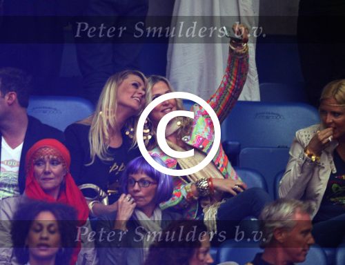 Arena 25 mei 2013
Toppers in concert in de arena met Jeroen v d Boom Rene Froger en Gerard Joling. Liza Smit zwanger
Peter Smulders bv