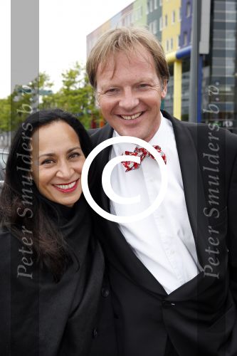 Amsterdam 1 juni 2013
Dam diner tbv het aidsfonds in de Heineken music Hall HMH. Marc Stubbe met vrouw
Peter Smulders bv