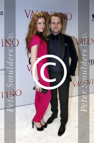 Amsterdam 18 maart 2013
Premiere Valentino in Tuschinski met in de hoofdrollen Najib Amhali Elise Schaap Johnny de Mol en Yolanthe Sneijder Cabau. Marly v d Velden met vriend
Peter Smulders bv