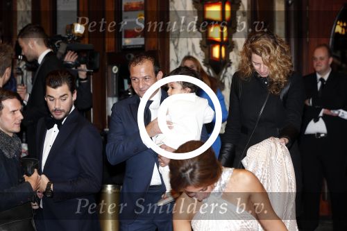 Amsterdam 18 maart 2013
Premiere Valentino in Tuschinski met in de hoofdrollen Najib Amhali Elise Schaap Johnny de Mol en Yolanthe Sneijder Cabau.
Peter Smulders bv