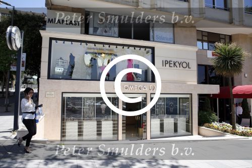 Istanbul 20 en 22 mei 2013
Diverse gebouwen en populaire winkels in Istanbul.
Peter Smulders bv