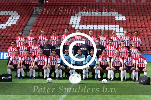 Eindhoven, 8 augutus 2000
Perspresentatie PSV betaald voetbal seizoen 2000/2001




PETER SMULDERS BV