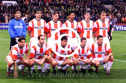 13-04-99
1/2 finalist Amstelcup 1999
PSV elftal wat met 1-3 verloor van Fortuna SC

PETER SMULDERS BV