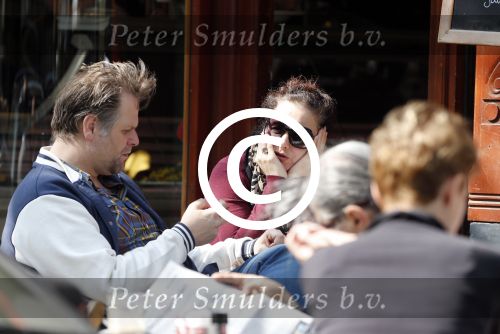 Amsterdam 31 mei 2013
Patrick Stoof (acteur komt een man bij de dokter) met vrouw /vriendin op terras.
Peter Smulders bv