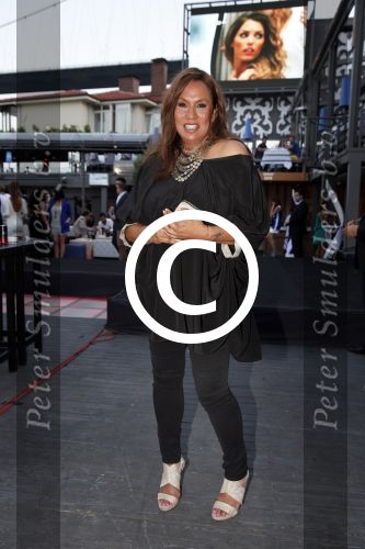 Istanbul 21 mei 2013
Presentatie nieuw sieradenlijn Yolanthe Cabau van Yolanthe Sneijder Cabau in het meest populaire restaurant / club Reina van Istanbul. Wesley Sneijder was trots als een pauw. Patty Brard
Peter Smulders bv