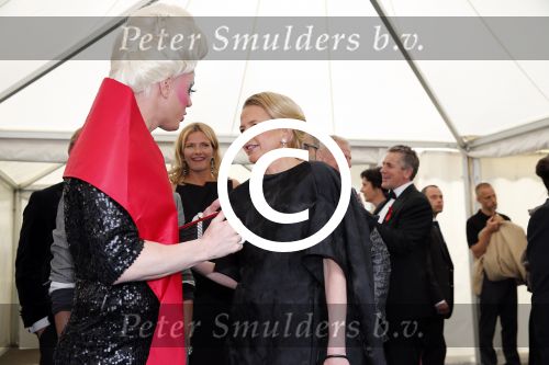 Amsterdam 1 juni 2013
Dam diner tbv het aidsfonds in de Heineken music Hall HMH. Prinses Mabel met Viktor&Rolf
Peter Smulders bv
