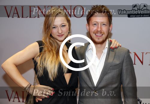 Amsterdam 18 maart 2013
Premiere Valentino in Tuschinski met in de hoofdrollen Najib Amhali Elise Schaap Johnny de Mol en Yolanthe Sneijder Cabau.
Peter Smulders bv