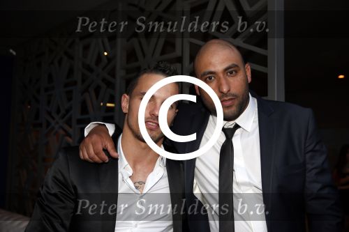 Istanbul 21 mei 2013
Presentatie nieuw sieradenlijn Yolanthe Cabau van Yolanthe Sneijder Cabau in het meest populaire restaurant / club Reina van Istanbul. Wesley Sneijder was trots als een pauw. Rodney Sneijder met Reduan Diba
Peter Smulders bv