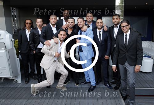 Istanbul 21 mei 2013
Presentatie nieuw sieradenlijn Yolanthe Cabau van Yolanthe Sneijder Cabau in het meest populaire restaurant / club Reina van Istanbul. Wesley Sneijder was trots als een pauw. Edgar Davids Rodney Sneijder Gokhan Saki Jeffrey Sneijder Reduan Diba Nordin Boukhari en andere vrienden
Peter Smulders bv