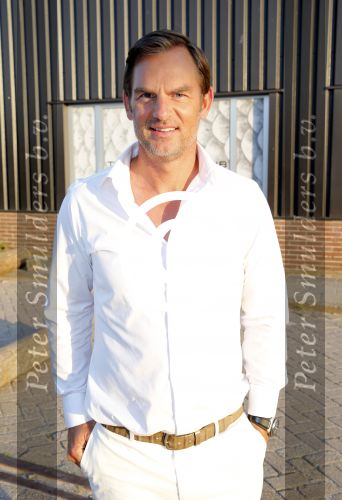 Amsterdam 7 juni 2013
Frank de Boer heeft feestje georganiseerd voor dochter en vrouw in the harbour club.
Peter Smulders bv