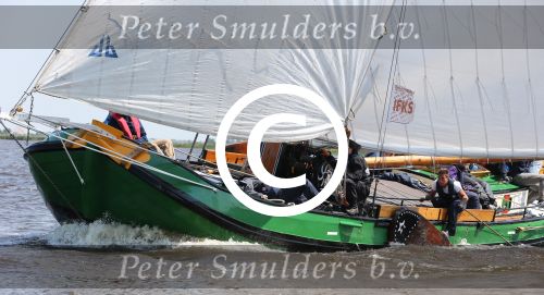 Heeg 8 Juni 2013 Heegermeer, Wedstrijd Skutsjezeilen
Foto Peter  Smulders BV